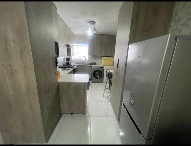 3 BEDROOM TOWNHOUSE FOR SALE IN OAKDENE